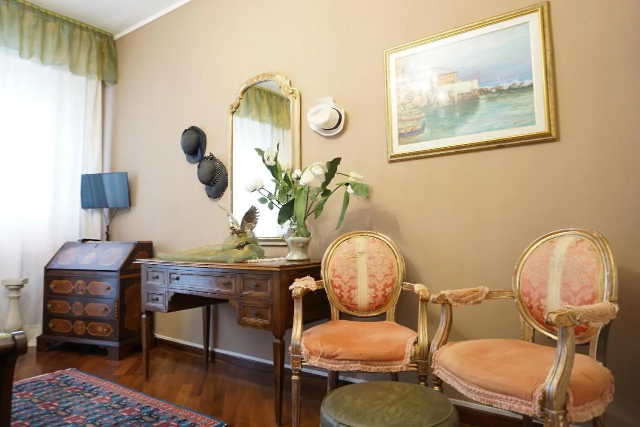 Balestrero'S Plan Apartment Chiavari 0*,